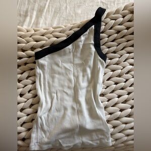 Abercrombie & Fitch top